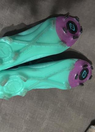 Бутси 2