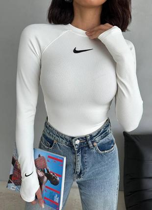 Боди рубчик с прорезями на рукавах для пальцев