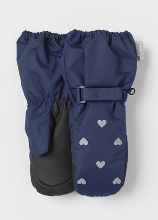 Детские водооотталкивающие варежки  h&m 4-6 лет
