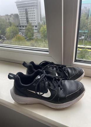 Женские кроссовки nike