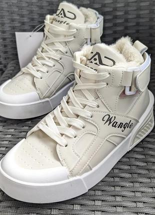 Зимові кросівки, високі кеди