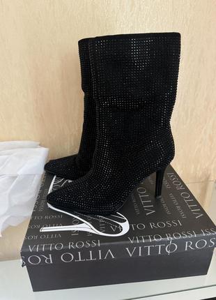 Ботильйони