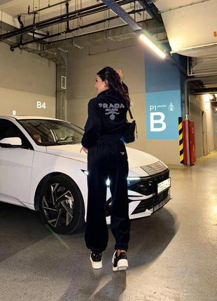 Костюм в стиле prada