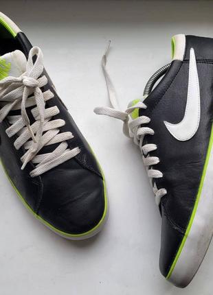 Мужские осенние кожаные кроссовки 
nike