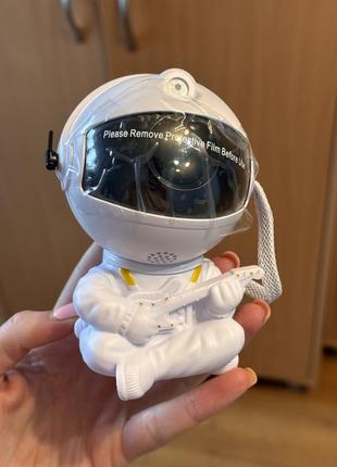 Ночник проектор космонавт astronaut nebula projector