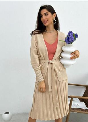 Кофта кардиган бежева на поясі