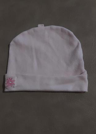 Розовая шапочка не очень плотная на осень весну на 42-44