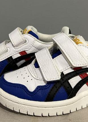 Кросівки дитячі asics