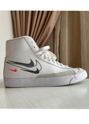 Кроссовки nike