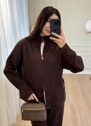 Качественный и стильный костюмчик с двойной молнией в стиле олд мани2 фото