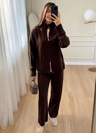 Качественный и стильный костюмчик с двойной молнией в стиле олд мани8 фото