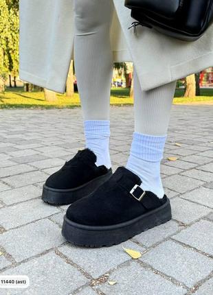 Модные женские черные тапули на утолщенной подошве