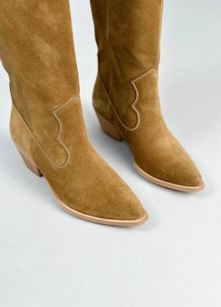 Чоботи козаки жіночі замшеві рудого кольору високі ковбойки демісезонні