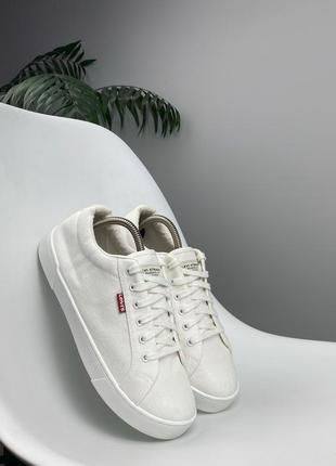 Оригінальні кросівки levi's malibu 2.0 розмір 40 устілка 25