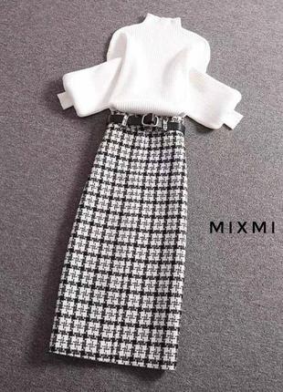 Костюм женский