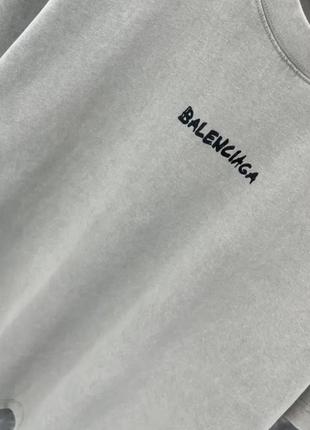 Футболка в стиле balenciaga
