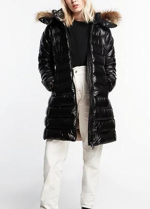 Стильний фірмовий утеплений жіночий пуховик moncler стьобаний жіночий пуховик на зиму чорний жіночий пуховик італійський