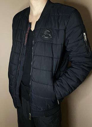 Черный мужской бомбер