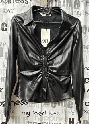 Рубашка женская короткая молодёжная, чёрная эко кожа, s-m