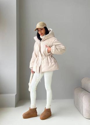 Теплая зимняя жаккардовая куртка глория до -20 с капюшоном на талии кулиска