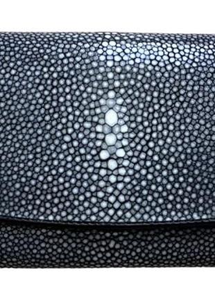 Жіночий гаманець із полірованої шкіри ската ekzotic leather 19х10 см чорний (stw4)
