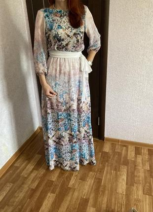 Продам женское платье