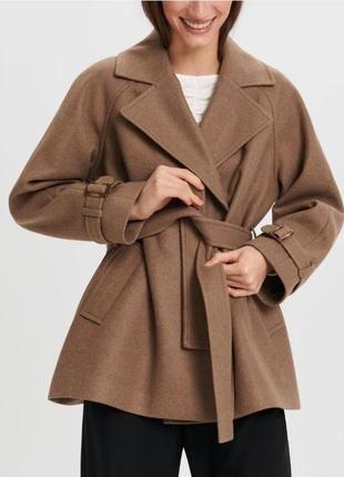Женское полу пальто оверсайз с поясом