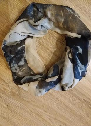 Тканевый вискозный шарф-палантин