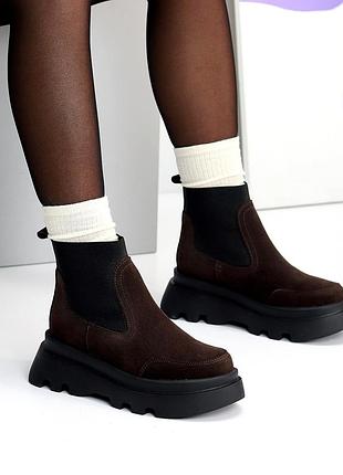 Эффектные ботинки челси натуральная замша 22750