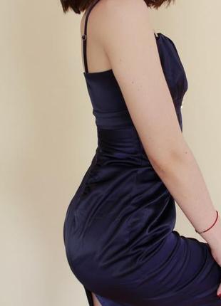 Стильное платье-сарафан из атласа темно-синего цвета р-р 42.5 фото
