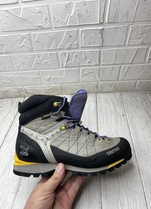 Круті трекінгові черевики salewa gore tex vibram