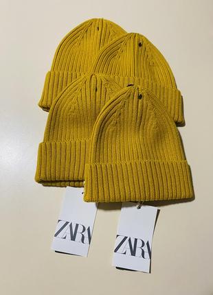 Шапочка в крупний рубчик шапка zara