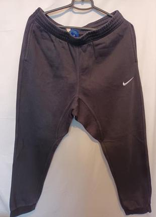 Чоловічі спортивні штани nike