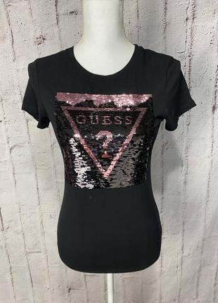 Стильная черная футболка guess с пайедками, размер s оригинал.