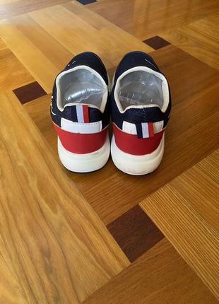 Кроссовки, слипоны