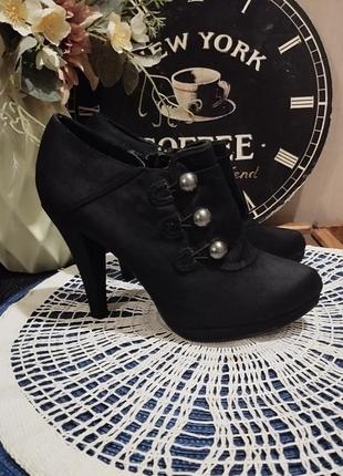 Ботфорти р.37