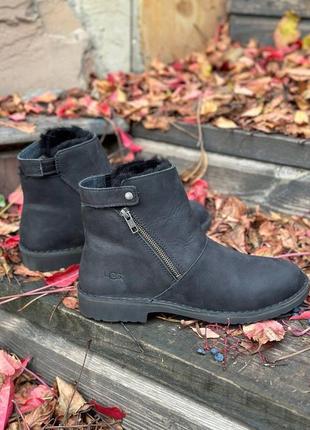 Черные ботинки с мехом ugg