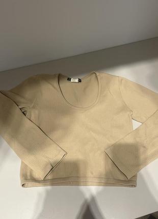 Коротка кофтинка