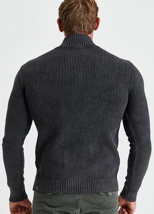 Чоловічий брендовий светр. розмір 2xl6 фото