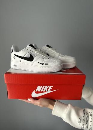 Кросівки жіночі nike air chun 1 white/black 36