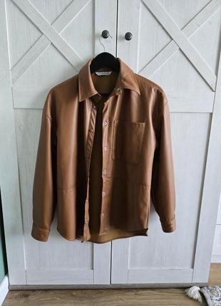 Рубашка кожаная stradivarius