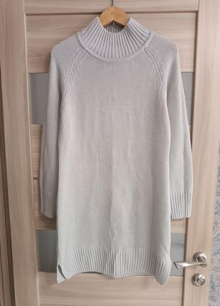 Тепла приємна сукня міді