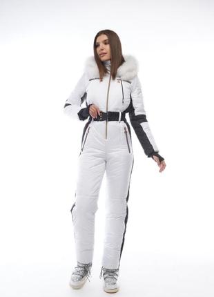 Сучасний зимовий комбінезон