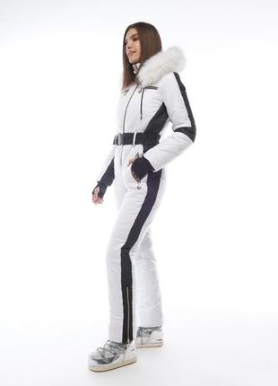 Сучасний зимовий комбінезон