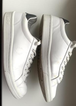 Белые кеды кроссовки