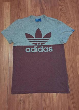 Мужская уникальная футболка adidas original с большим лого оригинал