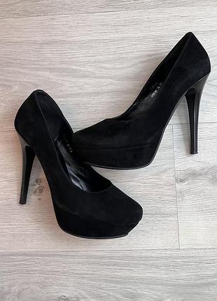 Туфлі жіночі