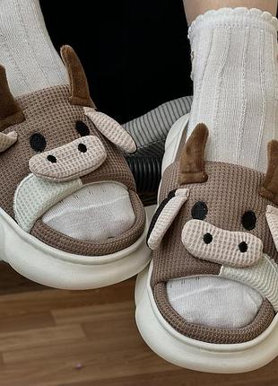 Кімнатні тапочки корівки