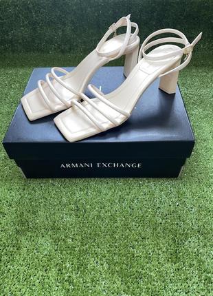 Женские сандалии armani exchange
