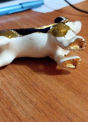 Роскошная винтажная статуэтка с секретом. собачка. шкатулка. позолота. фарфор. ручная работа.